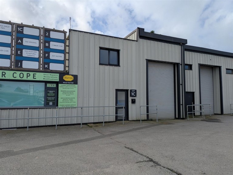 Prow Park, Treloggan Industrial Estate, Newquay
