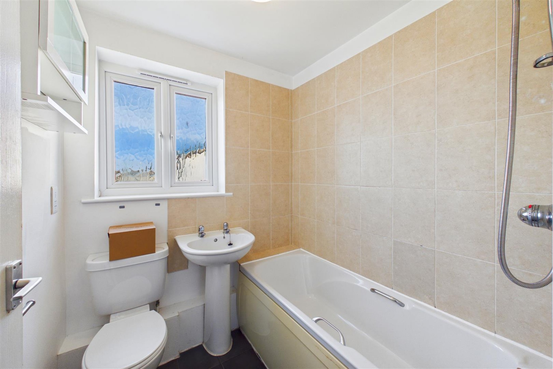 Dale Close, Treloggan, Newquay