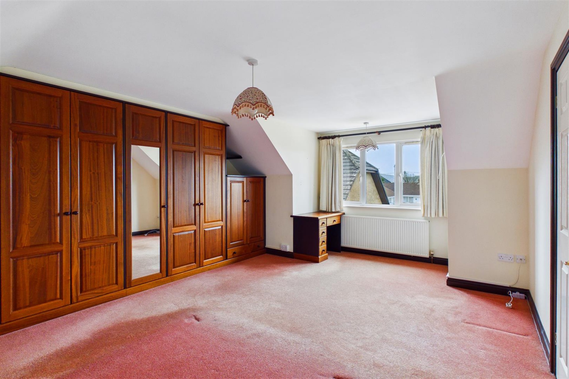 The Oaks, Quintrell Downs