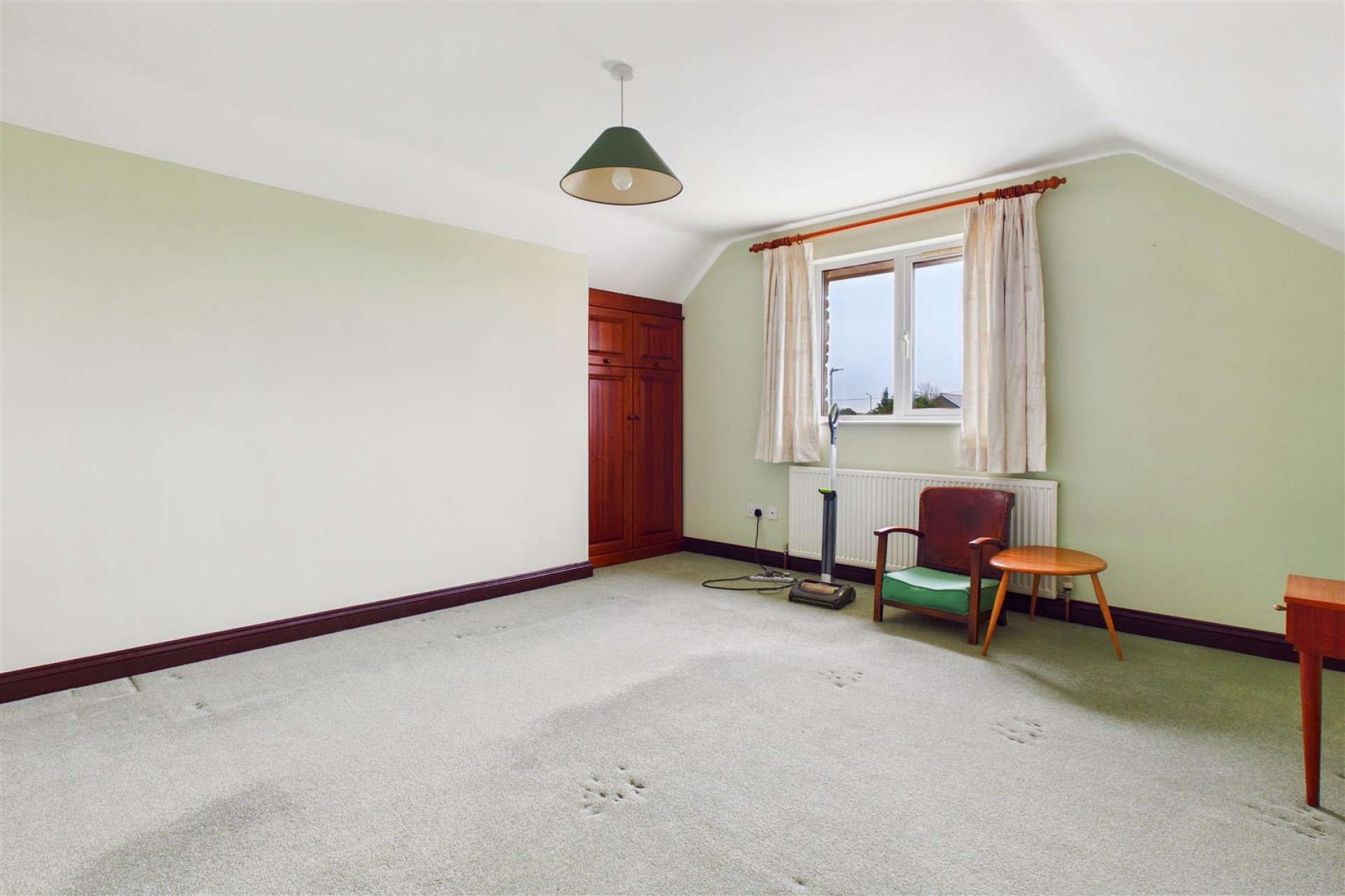 The Oaks, Quintrell Downs