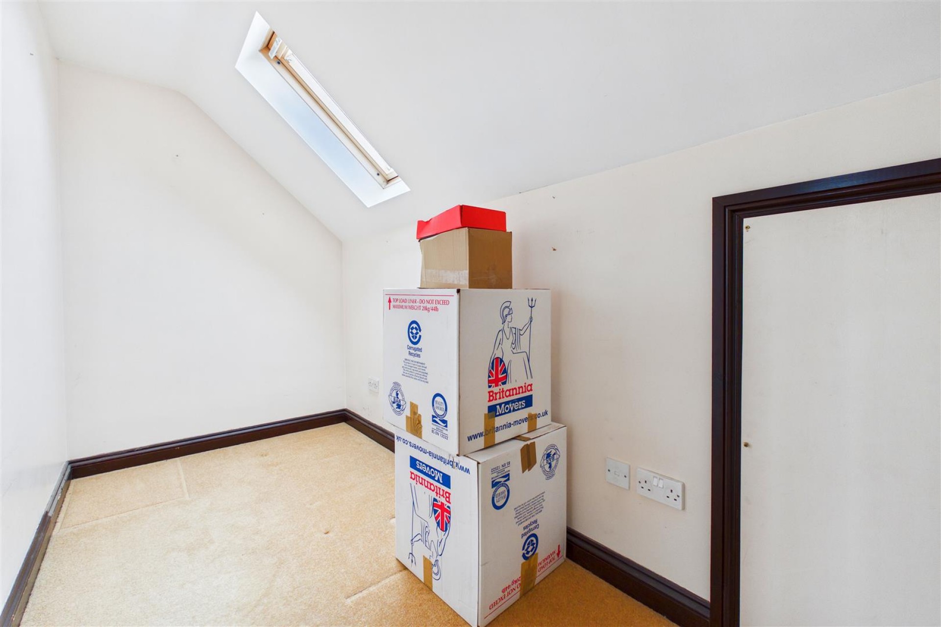 The Oaks, Quintrell Downs