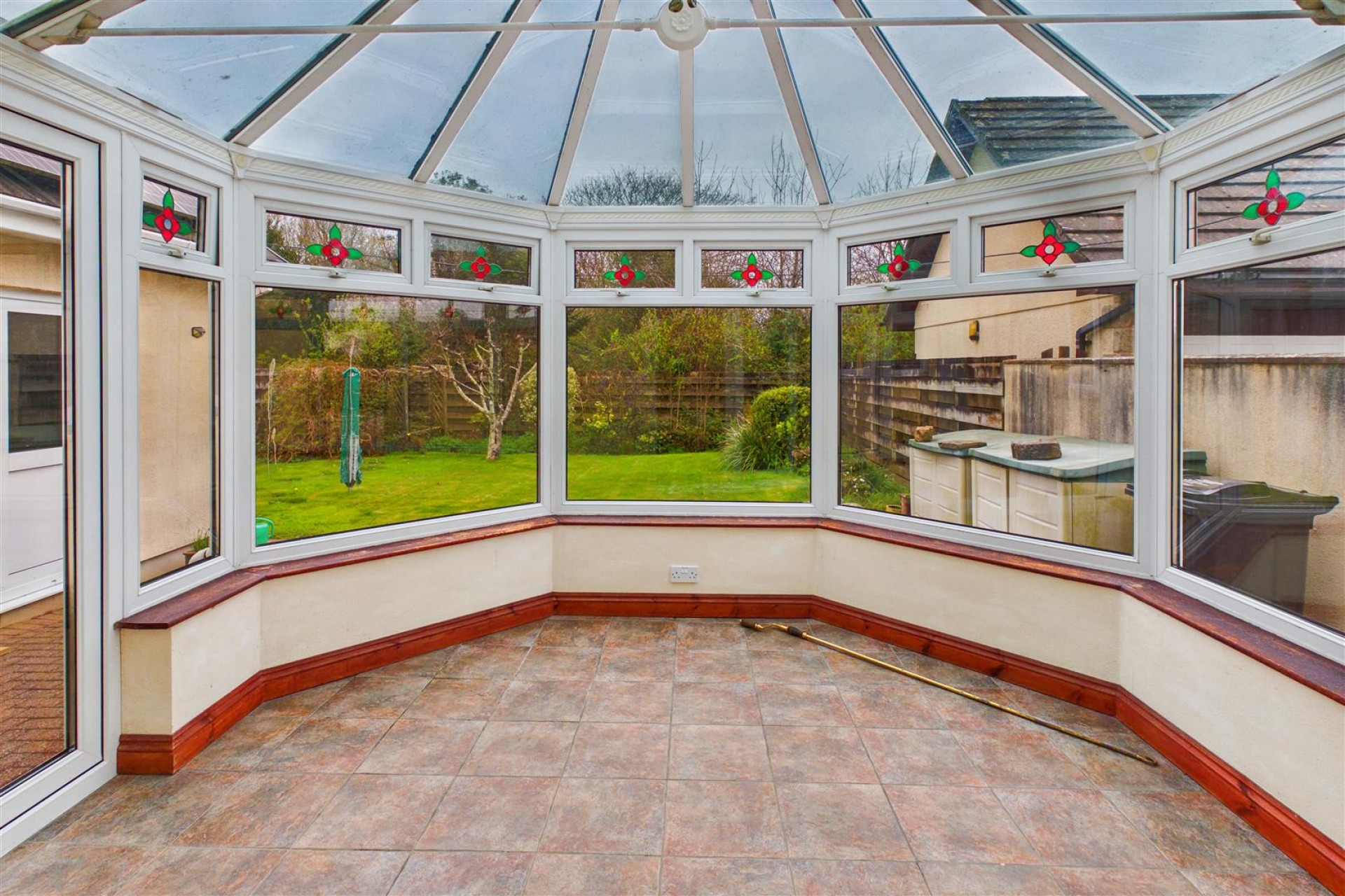 The Oaks, Quintrell Downs