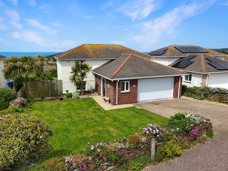 48, Lusty Glaze Road, Newquay, Cornwall, TR7 3AE