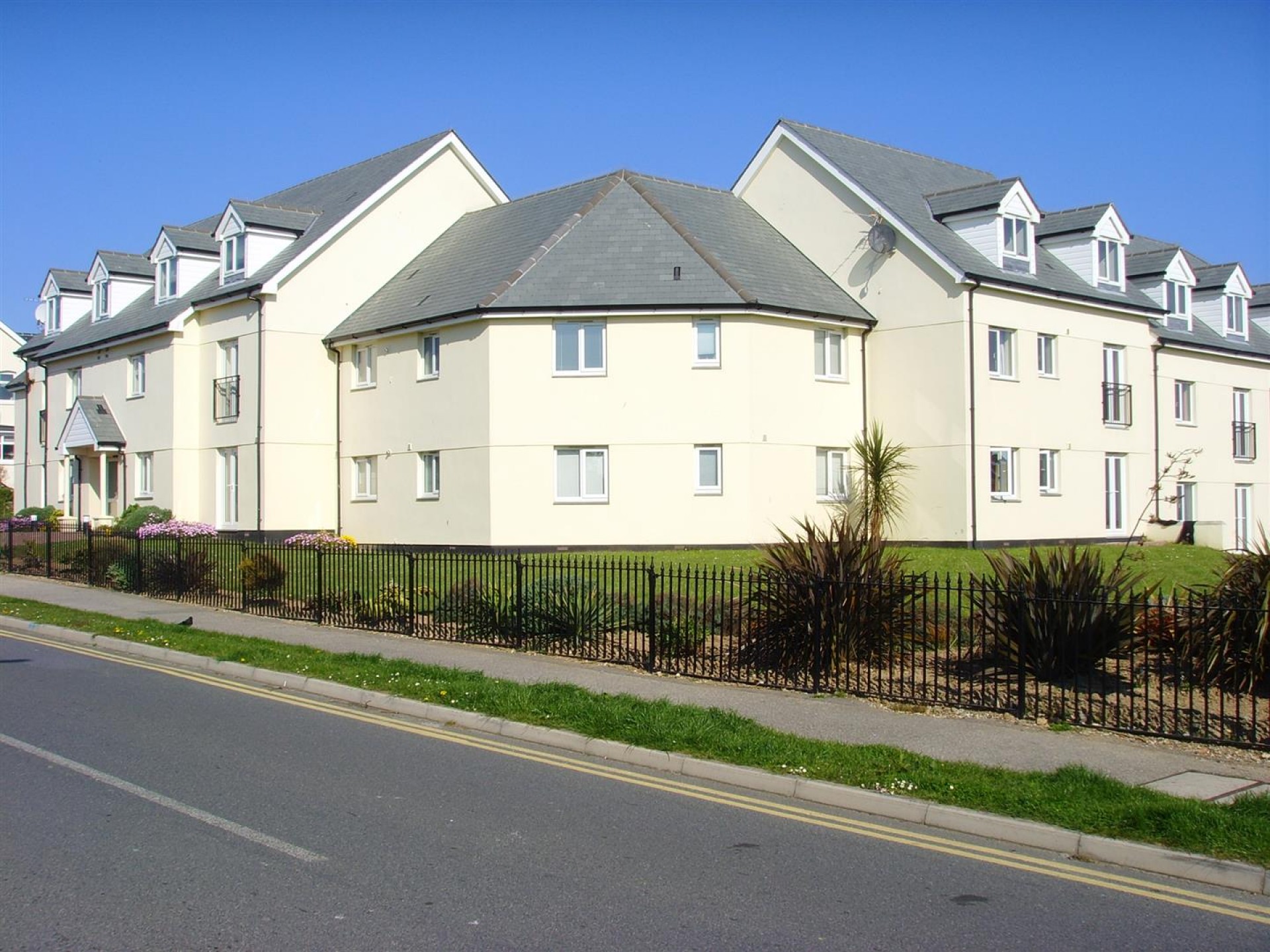 Pentire Avenue, Newquay