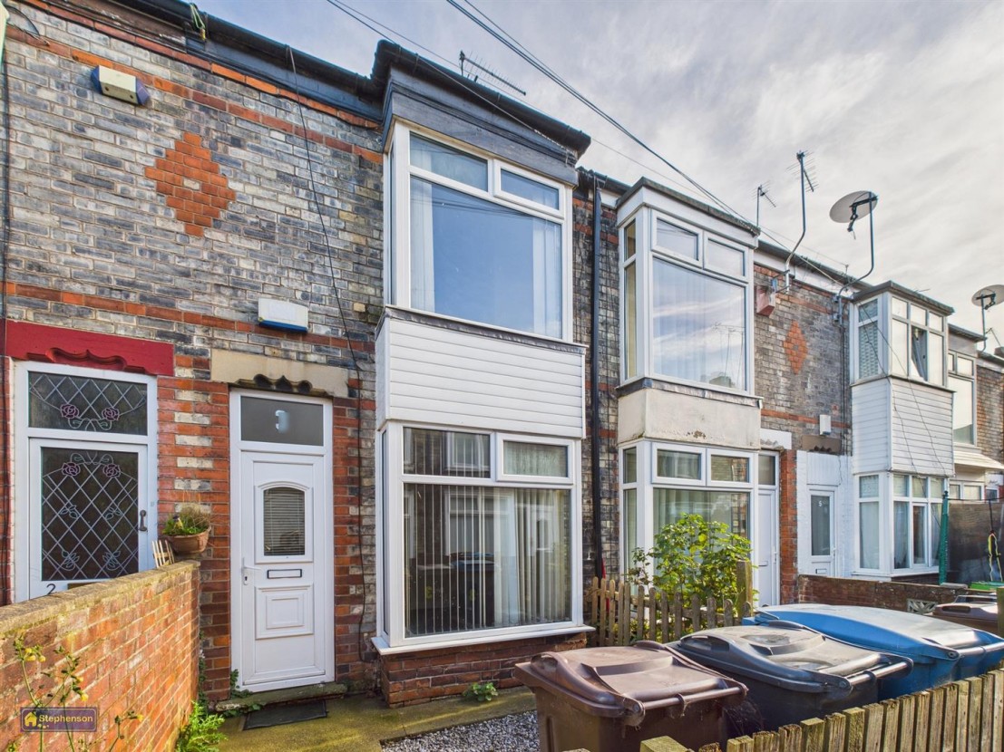 Carisbrooke Avenue, Manvers Street, Hull