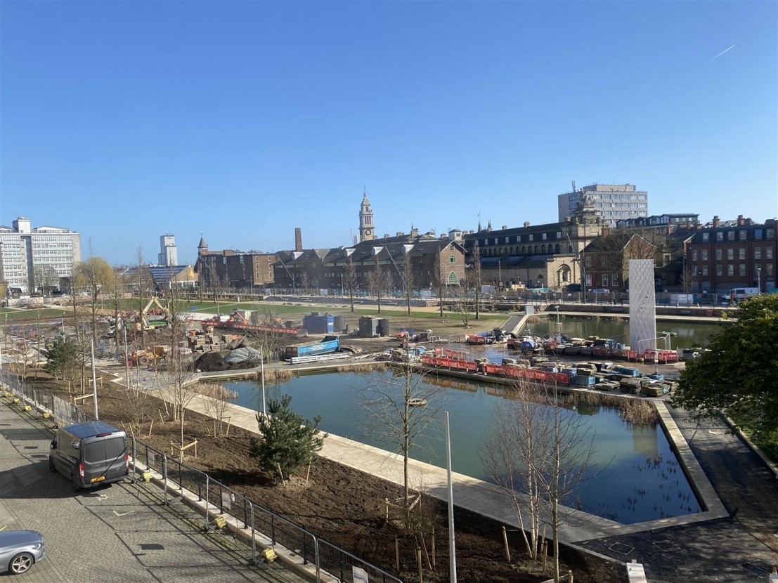 Queens Court, HU1 3DR