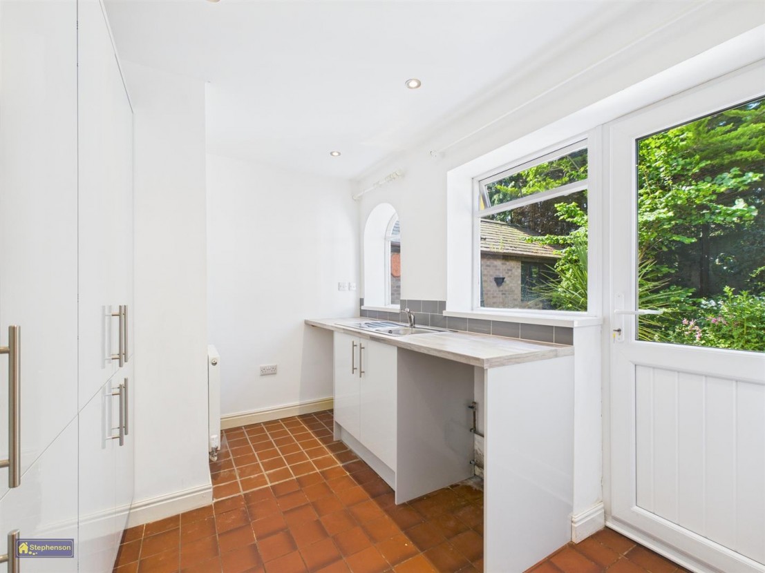 Norwood Far Grove, Beverley