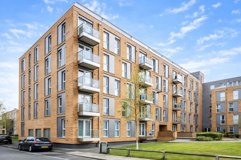 Pontes Avenue, Hounslow, Greater London