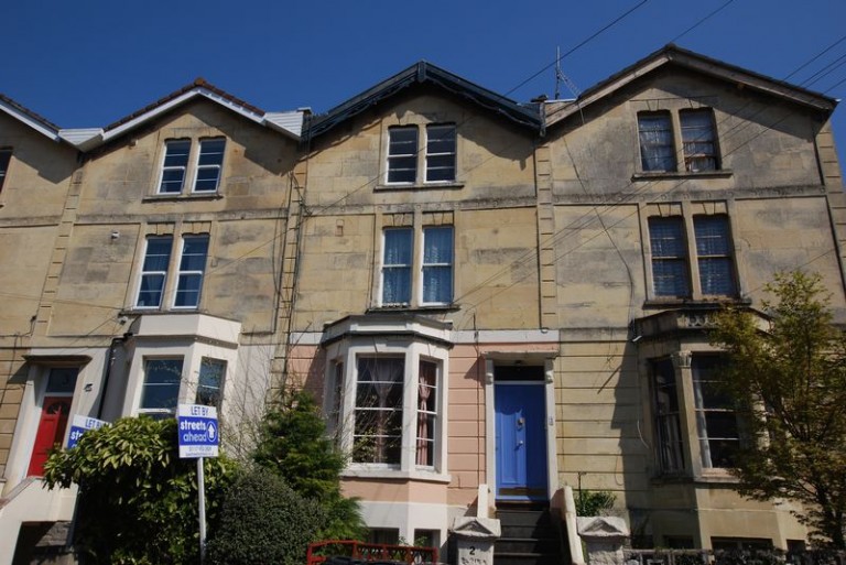Top floor one bedroom flat, Eastfield Road, Cotham, Bristol