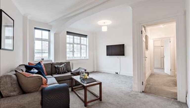 Park Road, Strathmore Court, NW8