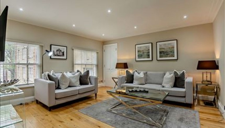 Grosvenor Hill, London, W1K