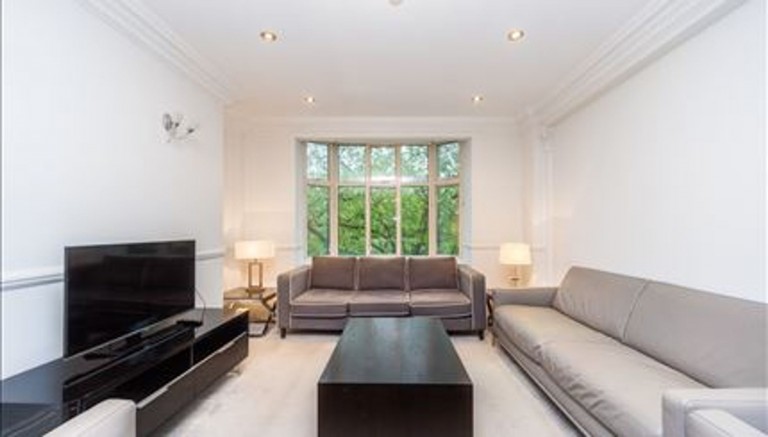 Park Road, Strathmore Court, NW8