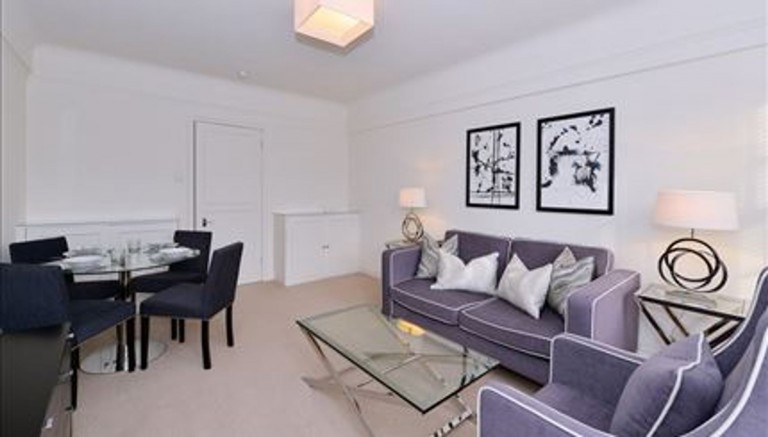 Fulham Road, Pelham Court, SW3