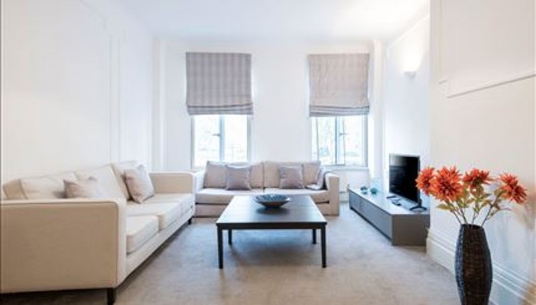 Park Road, Strathmore Court, NW8
