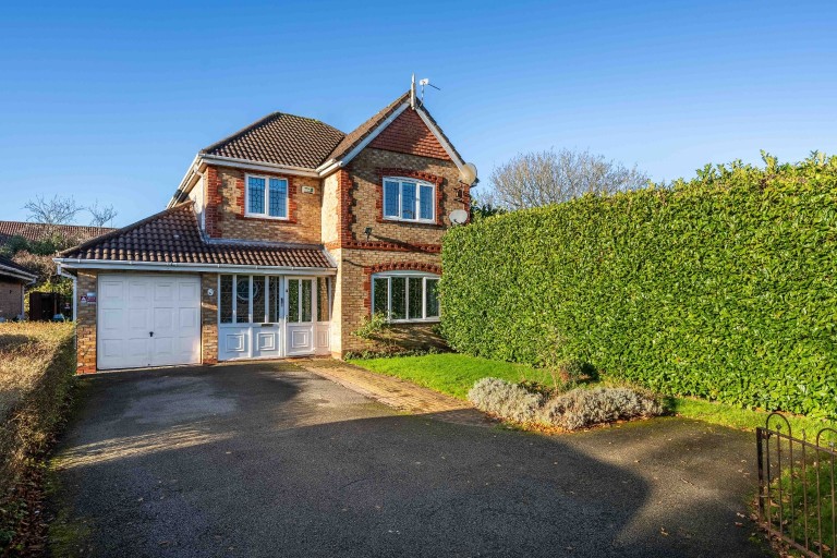 The Willows, Manor Avenue, Sale