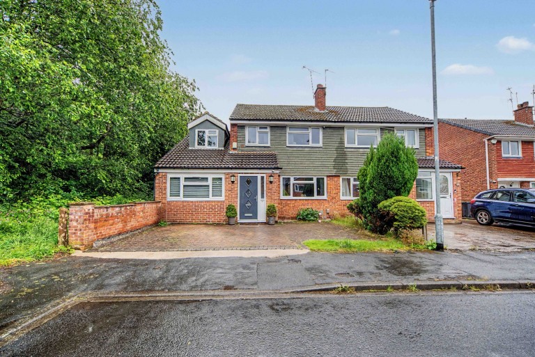 Sunningdale Way, Leeds