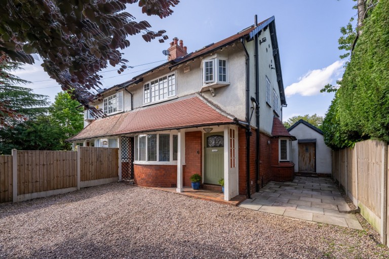 93 Wood Lane, Altrincham
