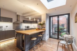 Highbury, Jesmond, NE2