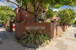 Gowan Terrace, Jesmond, NE2