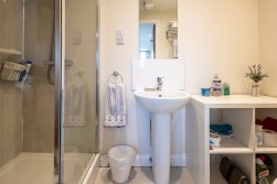 Moor Road North, Gosforth, NE3