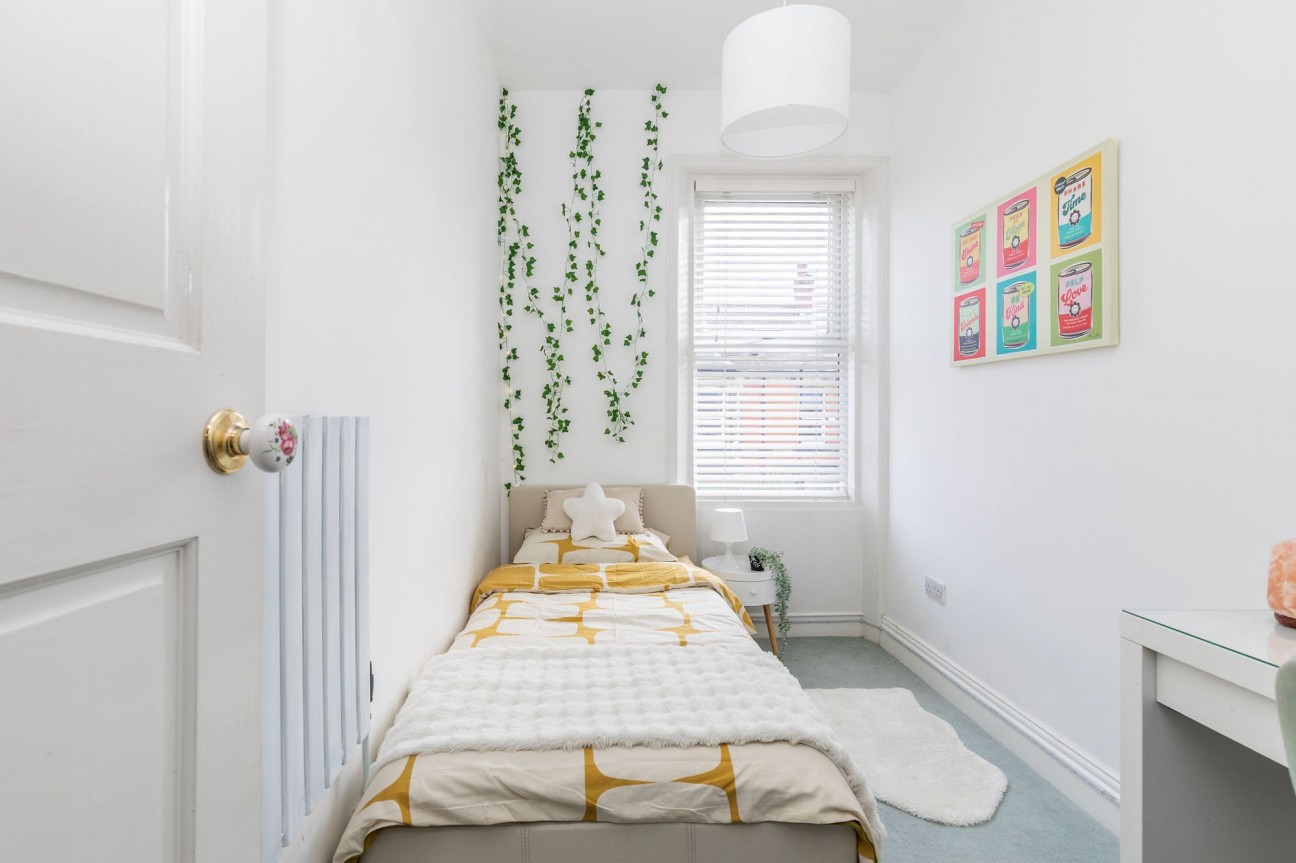 Myrtle Grove, Jesmond, NE2