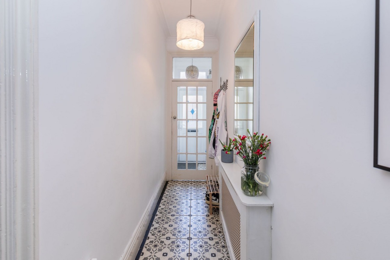 Myrtle Grove, Jesmond, NE2
