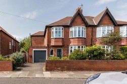 Queens Terrace, Jesmond, NE2