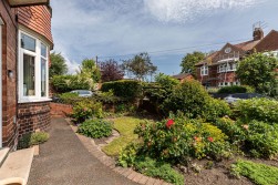 Queens Terrace, Jesmond, NE2