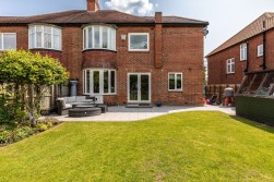 Queens Terrace, Jesmond, NE2
