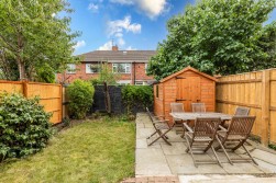 Broadway West, Gosforth, NE3