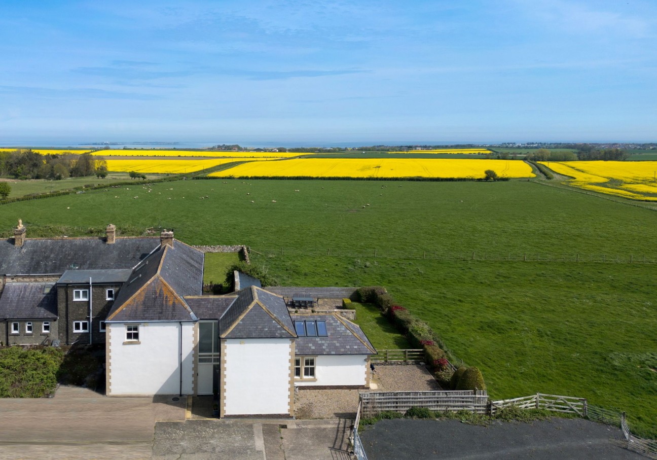 8 Elford Farm Cottages, Seahouses, NE68