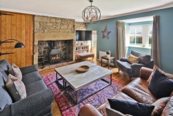8 Elford Farm Cottages, Seahouses, NE68