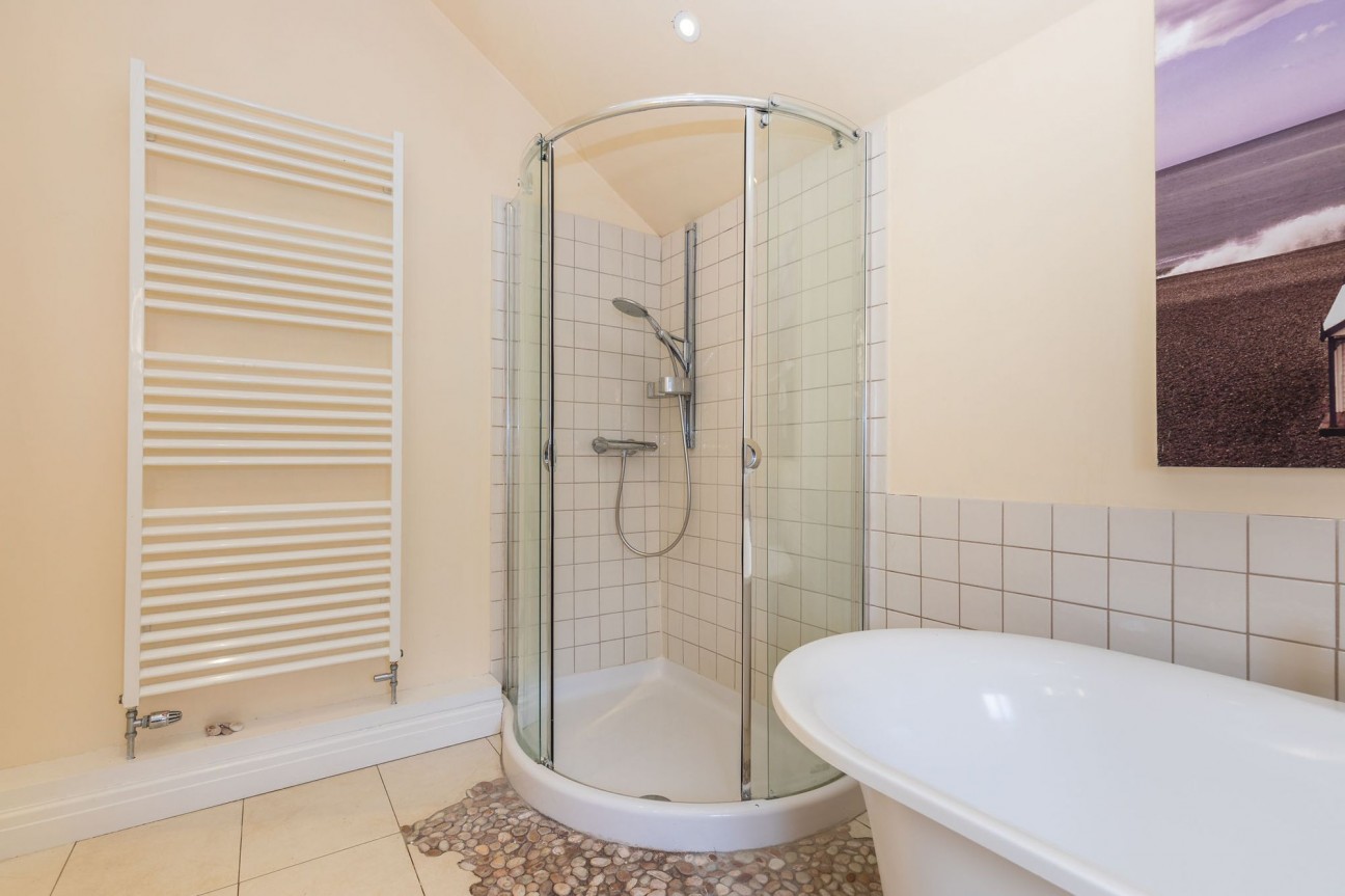 North Avenue, Gosforth, NE3