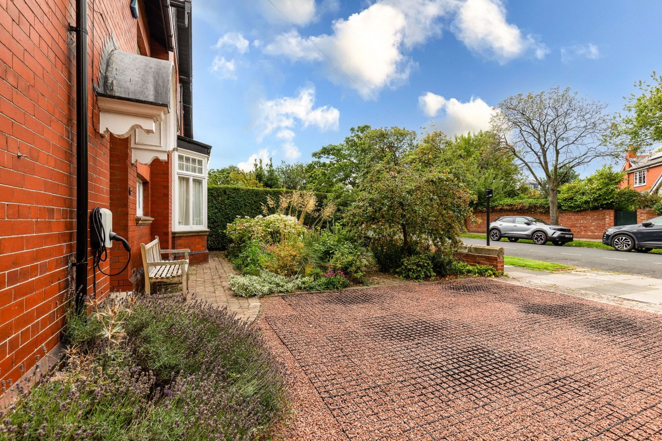 North Avenue, Gosforth, NE3