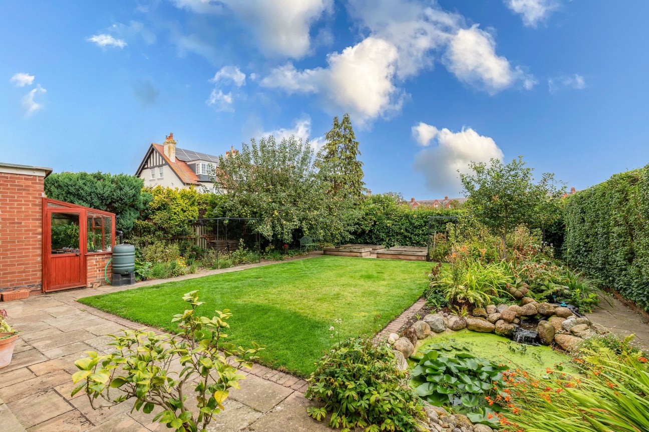 North Avenue, Gosforth, NE3