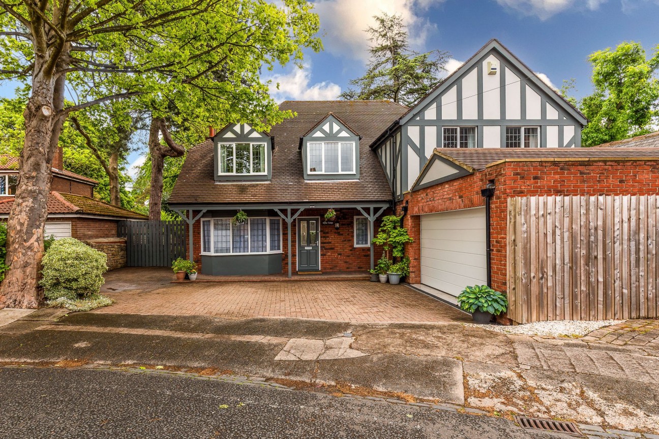 Roseworth Crescent, Gosforth, NE3