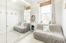 Myrtle Grove, Jesmond, NE2