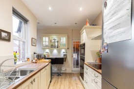 Myrtle Grove, Jesmond, NE2