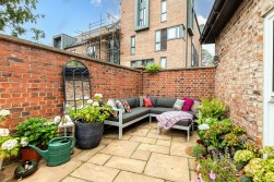 9 La Sagesse, Newcastle Upon Tyne, NE2