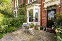 Stratford Grove, Heaton, NE6