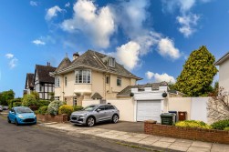 Bemersyde Drive, Jesmond, NE2