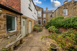 The Grove, Gosforth, NE3