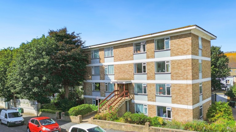 Wellington Road, Brighton, BN2