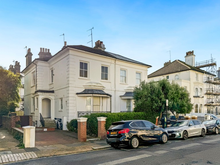 Medina Villas, Hove, BN3
