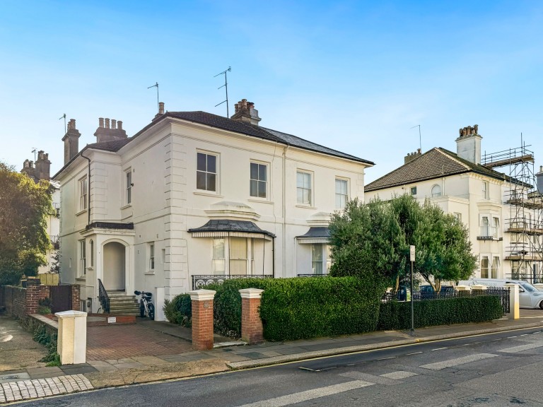 Medina Villas, Hove, BN3