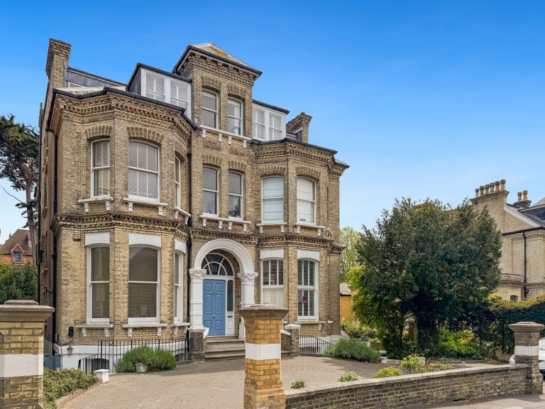 Eaton Gardens, Hove, BN3