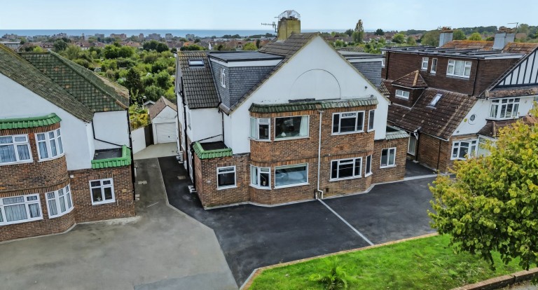 Nevill Avenue, Hove, BN3