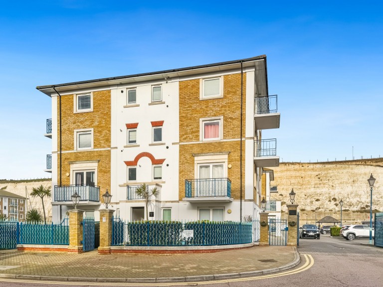 The Strand, Brighton Marina Village, BN2