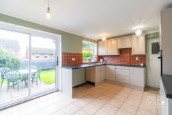 Adonis Close, Perrycrofts, B79 8TY