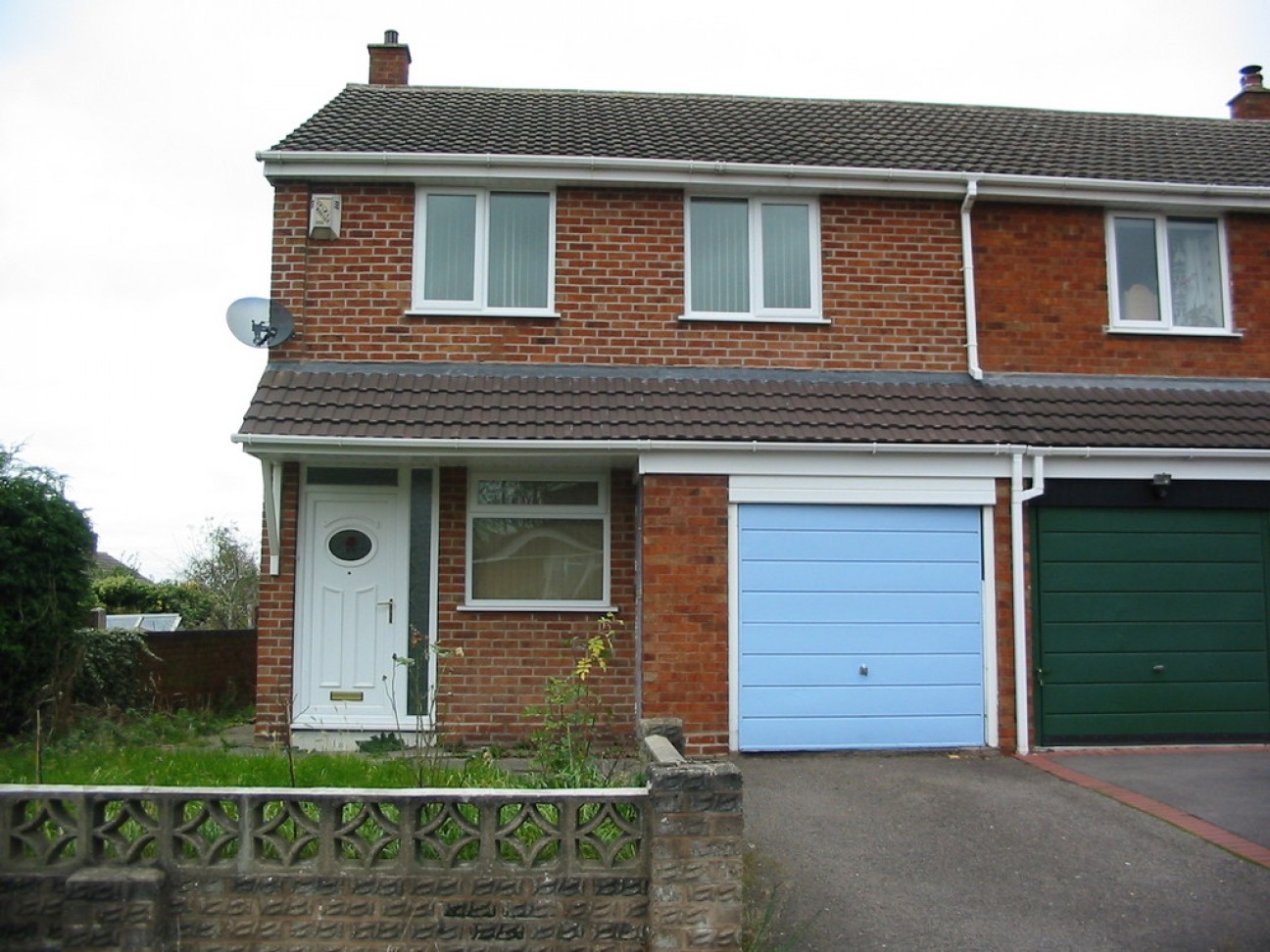 St. Ives Close, Tamworth, B79 8HL